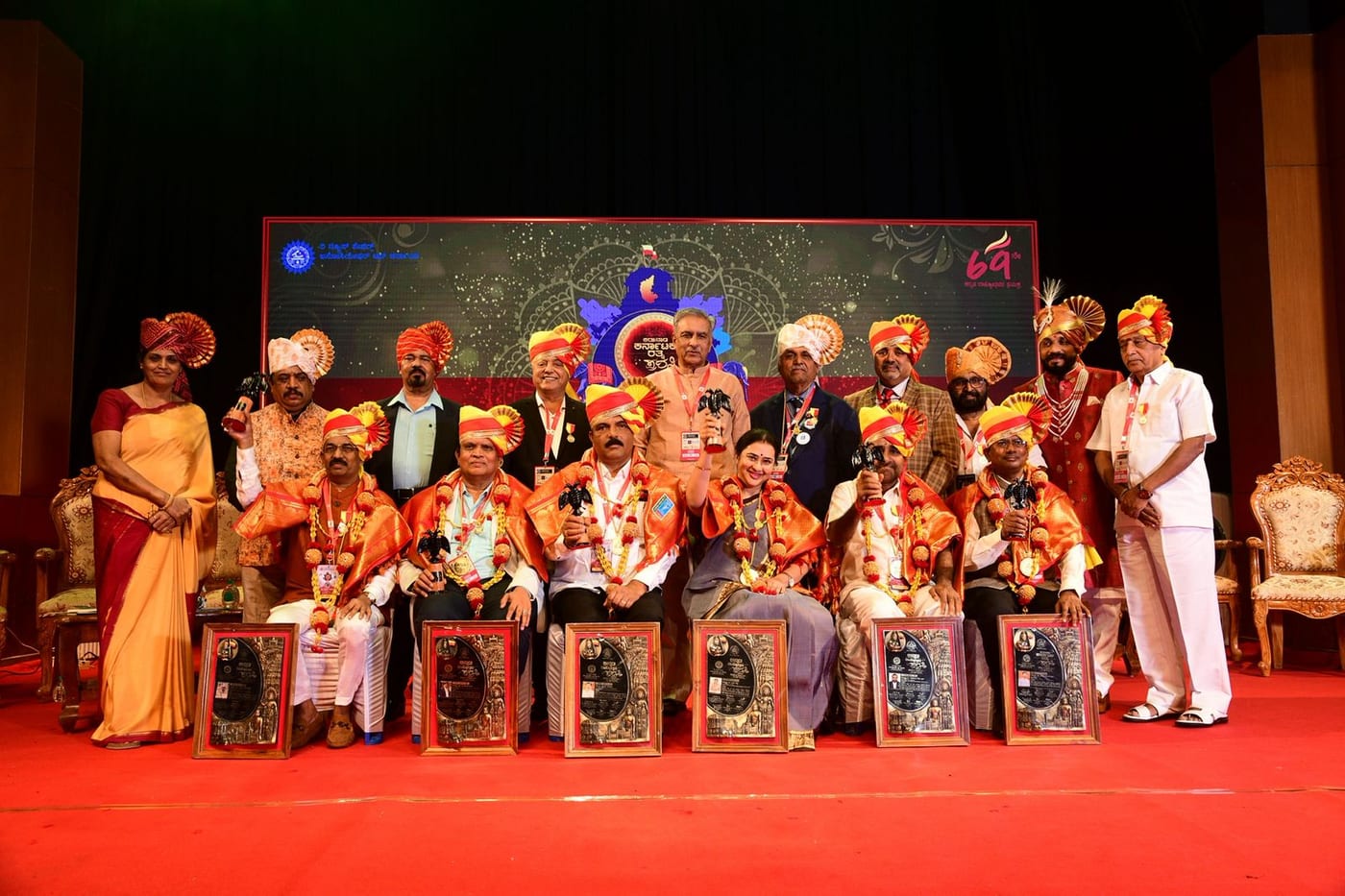 Dr. Sneha Shetty has been honored with the prestigious Karnataka Rajyotsava Award by the Newspaper Association of Karnataka.